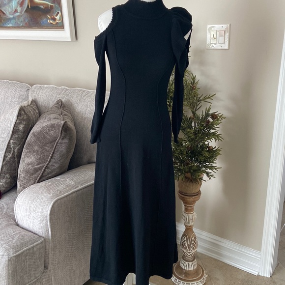Dance & Marvel Dresses & Skirts - Dance & Marvel black knit dress is a size S/M, worn once